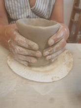 Load image into Gallery viewer, Childrens Pottery Workshop.
